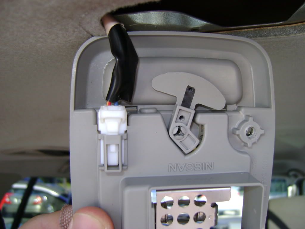 Dome light no longer.... Page 3 Second Generation Nissan Xterra