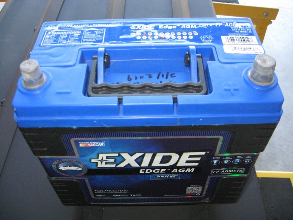 Nissan leaf 12 volt battery #10